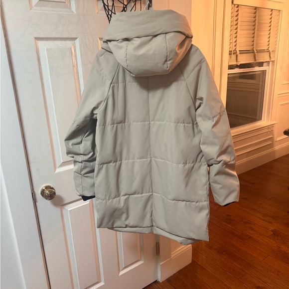 Viral Amazon jacket size large - Picture 9 of 9